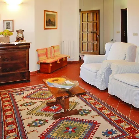 Vacation Violina, Holiday home *
